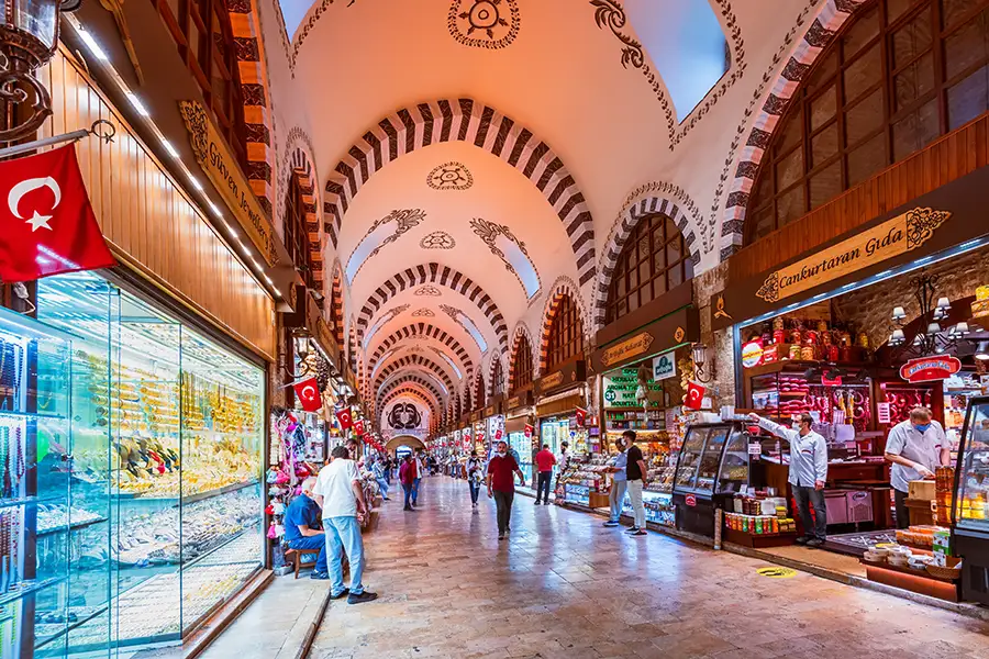 Istanbul's Grand Bazaar: Turkiye's Premier Shopping Destination